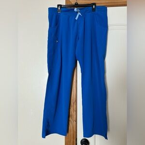 FIGS Straight Leg Cargo Scrub Pants